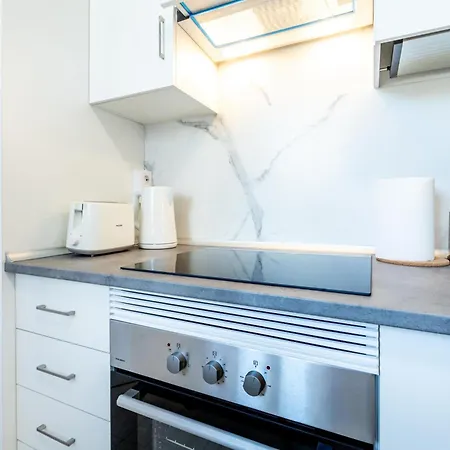 Διαμέρισμα K1. Cozy Flores With Pool