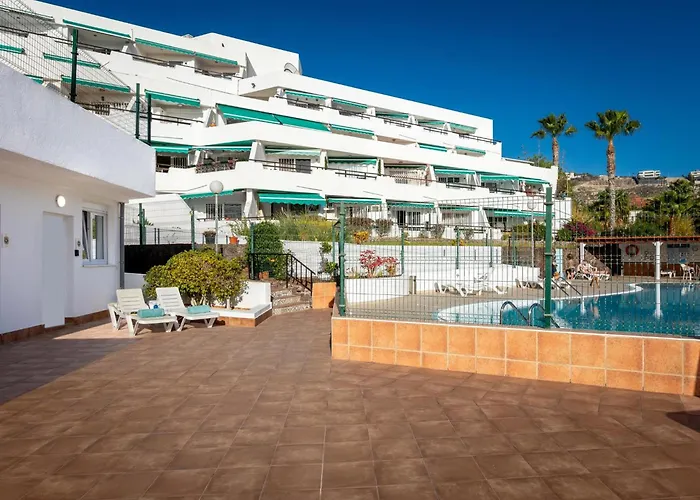 K1. Cozy Flores With Pool Apartament