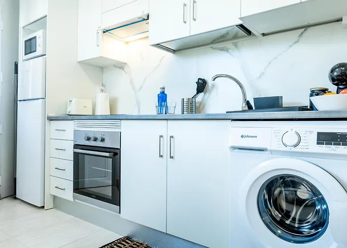 K1. Cozy Flores With Pool Apartament *