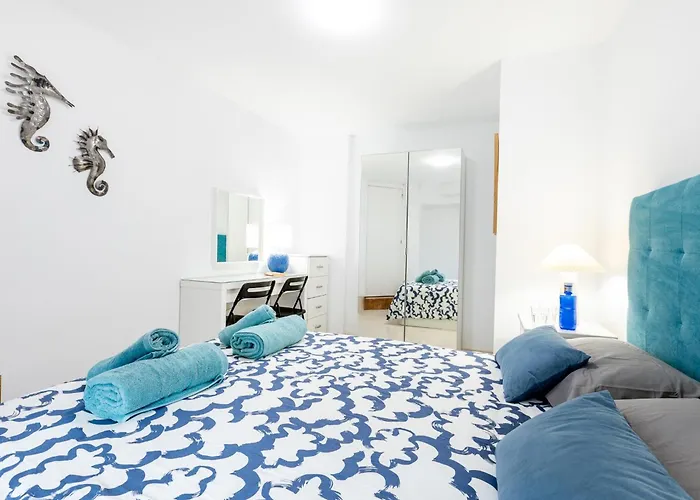 Apartament K1. Cozy Flores With Pool