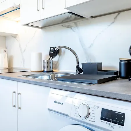 Lägenhet K1. Cozy Flores With Pool *